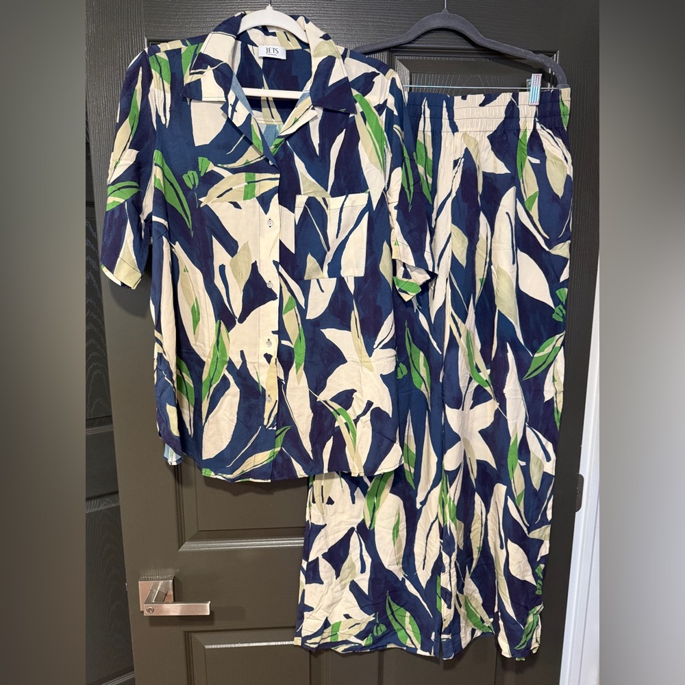 JETS Australia Resort-wear Set - Size Large